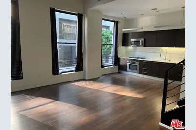 727 W 7th St #303, Los Angeles, CA 90017 - Photo 1