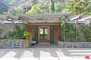 2673 Mandeville Canyon Rd, Los Angeles, CA 90049 - Photo 1