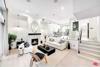 1020 Hilldale Ave, West Hollywood, CA 90069 - Photo 1
