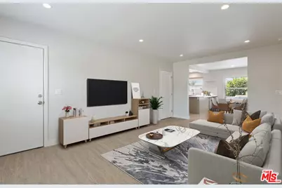 5454 San Vicente, Los Angeles, CA 90019 - Photo 1
