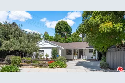 22217 Ybarra Rd, Woodland Hills, CA 91364 - Photo 1