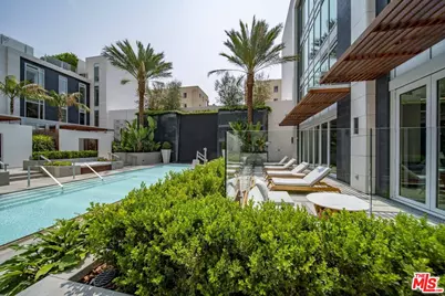 9000 W 3rd St #211, Los Angeles, CA 90048 - Photo 1