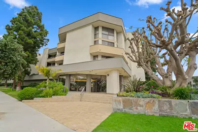 750 S Spaulding Ave #305, Los Angeles, CA 90036 - Photo 1