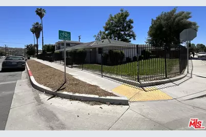 1287 Olive Tree Ln #C, Hemet, CA 92543 - Photo 1