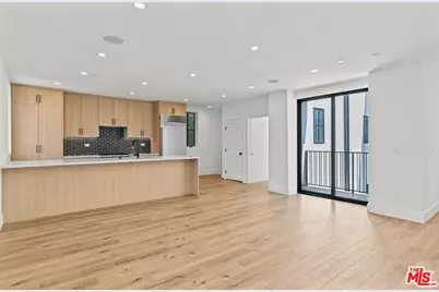 5539 Tova Rd, Sherman Oaks, CA 91411 - Photo 1