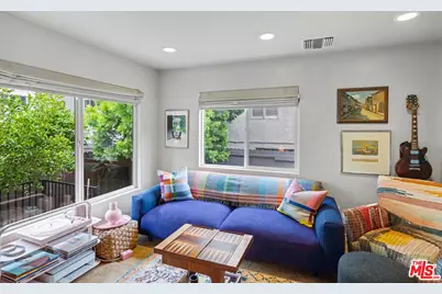 9823 Regent St #D, Los Angeles, CA 90034 - Photo 1