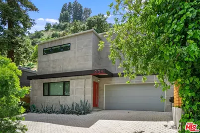 939 N Beverly Glen Blvd, Los Angeles, CA 90077 - Photo 1