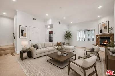 7338 Balboa Blvd #6, Van Nuys, CA 91406 - Photo 1