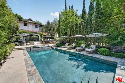 760 S San Rafael Ave, Pasadena, CA 91105 - Photo 1