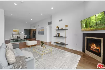 7133 Hawthorn Ave #Ph6, Los Angeles, CA 90046 - Photo 1