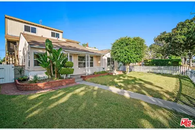 2513 190th St #B, Redondo Beach, CA 90278 - Photo 1