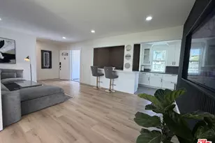 11836 Laurelwood Dr, Studio City, CA 91604 - Photo 1