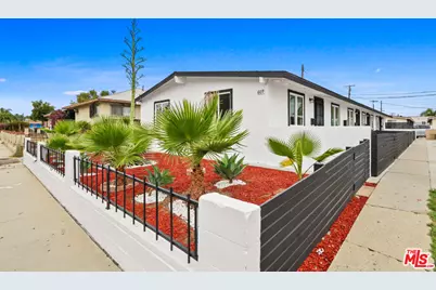 609 W E St, Wilmington, CA 90744 - Photo 1