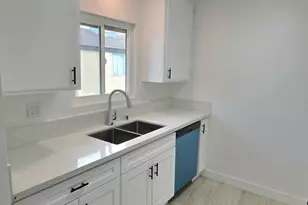 165 N Hamilton Ave, Hemet, CA 92543 - Photo 1