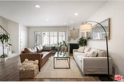14332 Dickens St #7, Sherman Oaks, CA 91423 - Photo 1