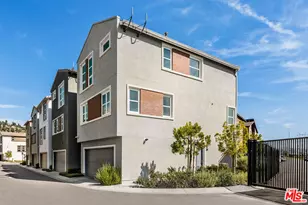 2700 E Chaucer St, Los Angeles, CA 90065 - Photo 1