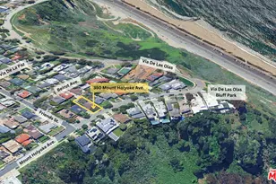 350 N Mt Holyoke Ave, Pacific Palisades, CA 90272 - Photo 1
