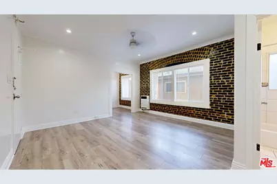 738 New Hampshire Ave #207, Los Angeles, CA 90005 - Photo 1