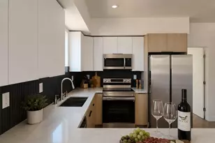 10827 Peach Grove St, North Hollywood, CA 91601 - Photo 1