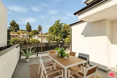 3867 N Riley Ln, Los Angeles, CA 90065 - Photo 1