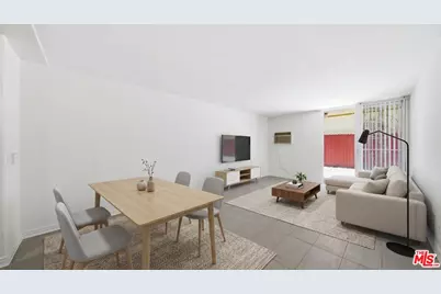425 S Kenmore Ave #111, Los Angeles, CA 90020 - Photo 1