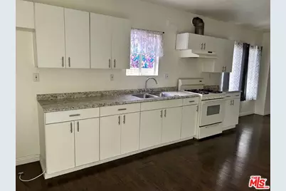 1240 Arapahoe St #D, Los Angeles, CA 90006 - Photo 1