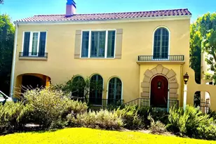 153 N Irving Blvd, Los Angeles, CA 90004 - Photo 1
