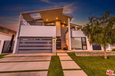 2122 Castle Heights Ave, Los Angeles, CA 90034 - Photo 1