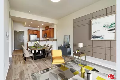 345 S Gramercy Pl #212, Los Angeles, CA 90020 - Photo 1