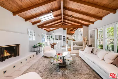 7431 Del Zuro, Los Angeles, CA 90046 - Photo 1