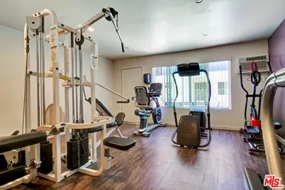 14849 Vanowen St, Van Nuys, CA 91405 - Photo 1