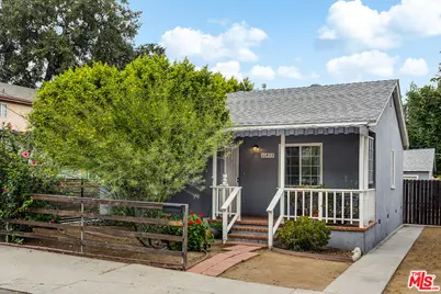 10415 Scoville Ave, Sunland, CA 91040 - Photo 1