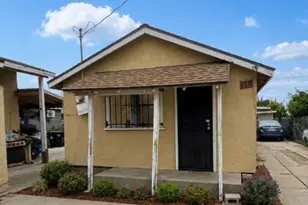 828 E 6th St, Pomona, CA 91766 - Photo 1