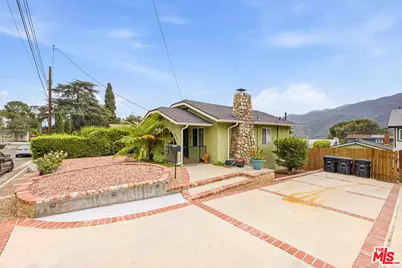 3614 2nd Ave, La Crescenta, CA 91214 - Photo 1