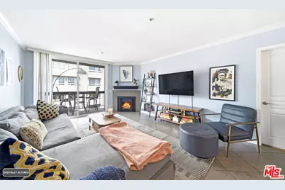 7320 Hawthorn Ave #410, Los Angeles, CA 90046 - Photo 1
