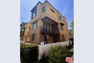 657 Daniel Freeman Cir, Inglewood, CA 90301 - Photo 1