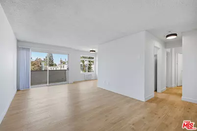 1352 S Carmelina Ave #301, Los Angeles, CA 90025 - Photo 1