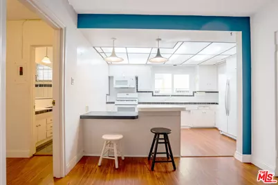 446 S St Andrews Pl #3, Los Angeles, CA 90020 - Photo 1