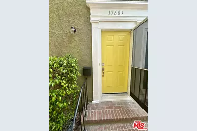 1760 N Las Palmas Ave, Los Angeles, CA 90028 - Photo 1