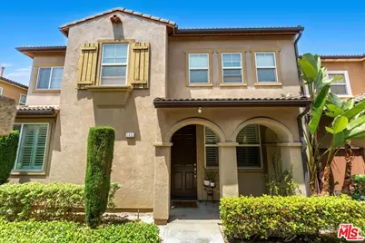 3653 W Medici Ln, Inglewood, CA 90305 - Photo 1