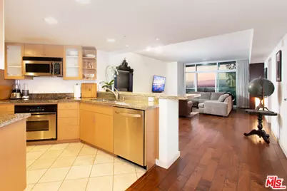 13700 Marina Pointe Dr #1507, Marina del Rey, CA 90292 - Photo 1
