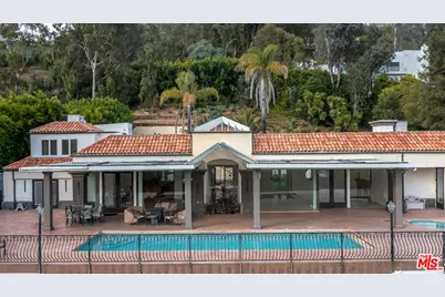 10557 Rocca Pl, Los Angeles, CA 90077 - Photo 1