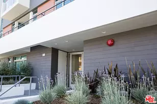 938 S Orange Grove Ave, Los Angeles, CA 90036 - Photo 1