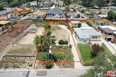933 E Palm St, Altadena, CA 91001 - Photo 1