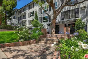 1222 N Olive Dr, West Hollywood, CA 90069 - Photo 1