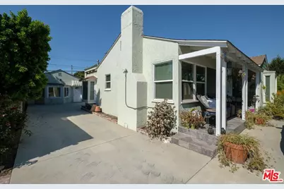 619 N Hollywood Way, Burbank, CA 91505 - Photo 1