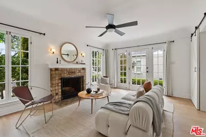 3726 W 59th St, Los Angeles, CA 90043 - Photo 1