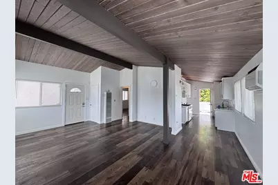 4419 W Rosecrans Ave #4421 1/2, Hawthorne, CA 90250 - Photo 1