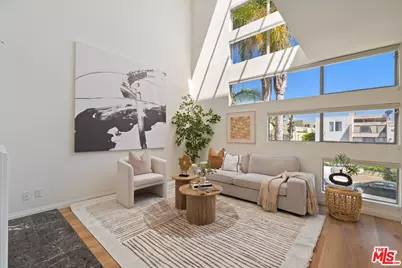 821 Bay St #C5, Santa Monica, CA 90405 - Photo 1