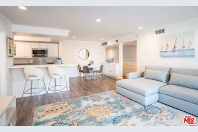 8145 Redlands St #205, Playa del Rey, CA 90293 - Photo 1